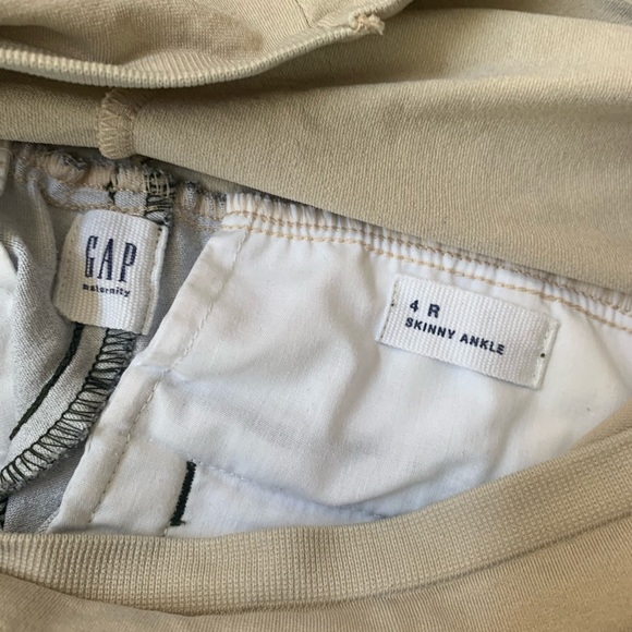 GAP Maternity full panel skinny ankle camo jeans - Picture 3 of 3